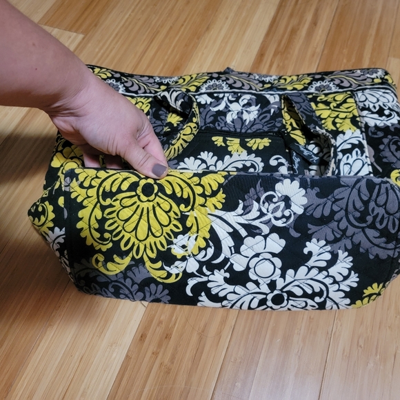 Vera Bradley Tote Bag Retired Baroque Pattern Black, White & Chartreuse - Picture 7 of 7